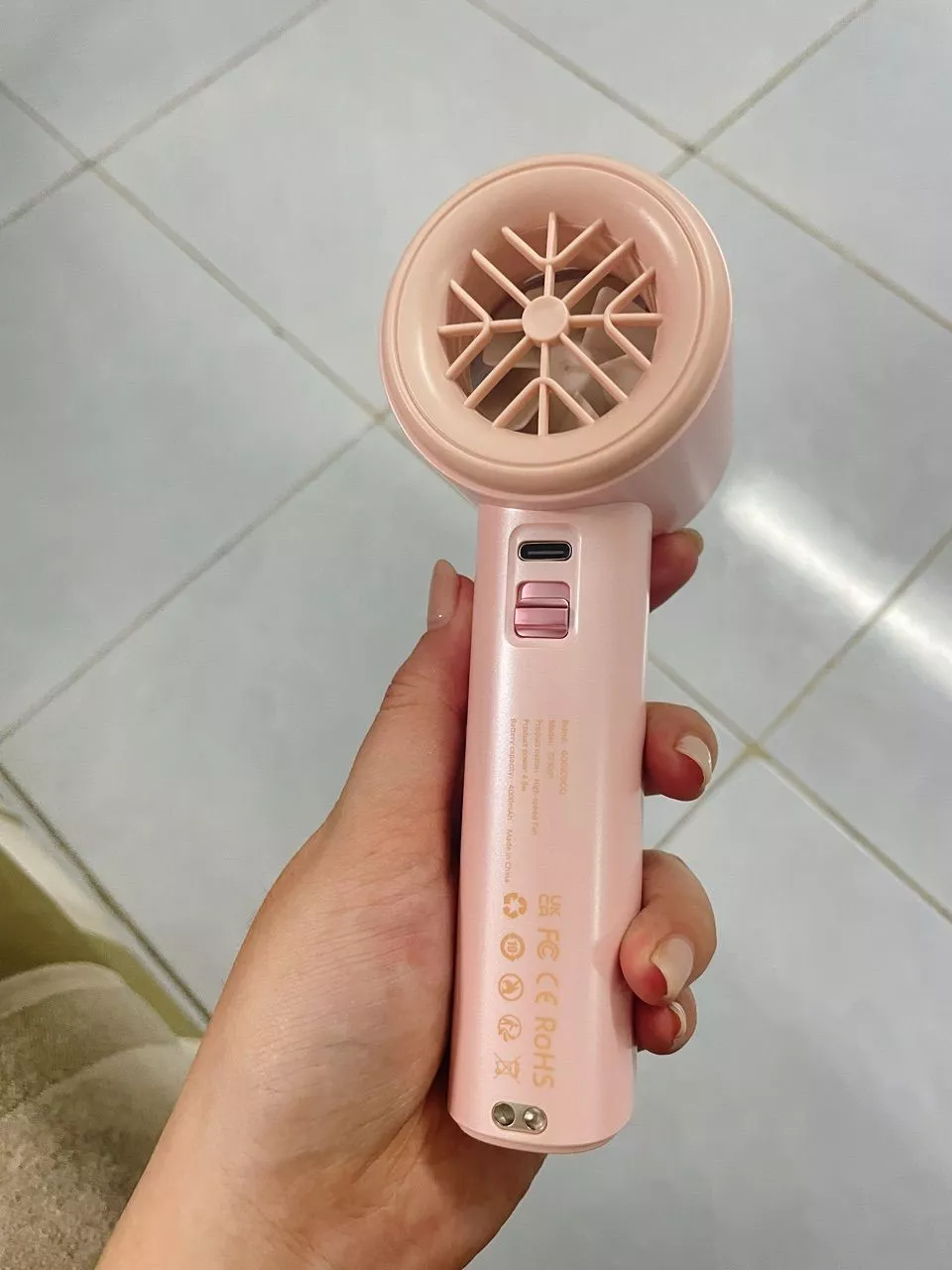 【Tặng quà/Bảo hành nửa năm】GOOJODOQ Quạt gió mạnh 100 tốc độ gió màn hình kỹ thuật số quạt cầm tay tuabin có thể điều chỉnh thích hợp cho thể thao ngoài trời làm mát nhanh
