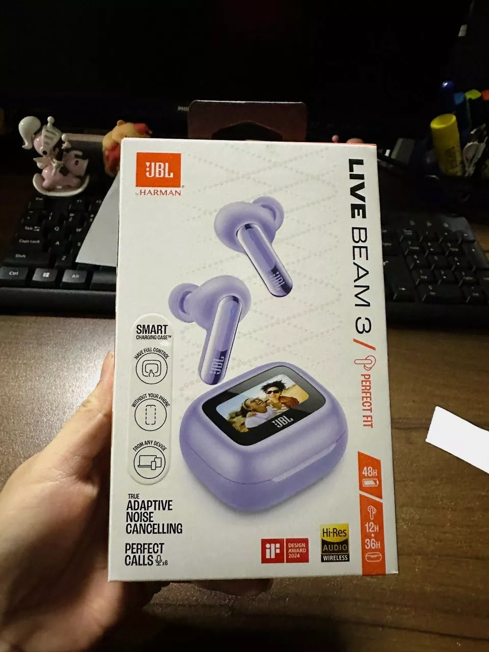 Tai Nghe True Wireless JBL Live Beam 3 có màn hình cảm ứng - Hàng Chính Hãng