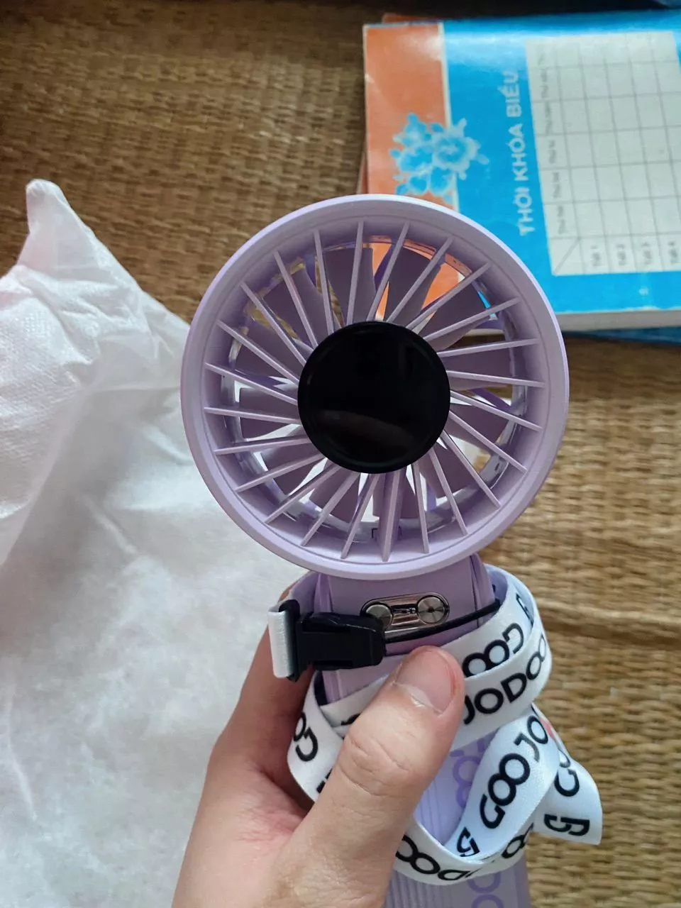 【Bảo hành tại địa phương】 GOOJODOQ Quạt gấp 3 trong 1 180° im lặng 100 cấp độ có thể điều chỉnh siêu năng lượng gió Quạt di động Màn hình LED