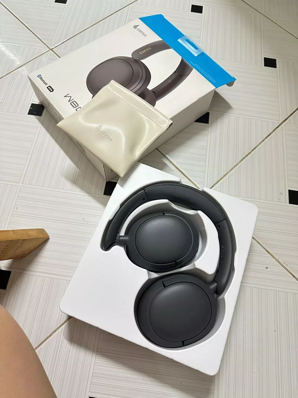 Tai Nghe Chụp Tai Bluetooth Không Dây EDIFIER W800BT SE - Chơi Nhạc Đến 45H - Mic Khử Ồn Môi Trường - 15 Tháng Bảo Hành