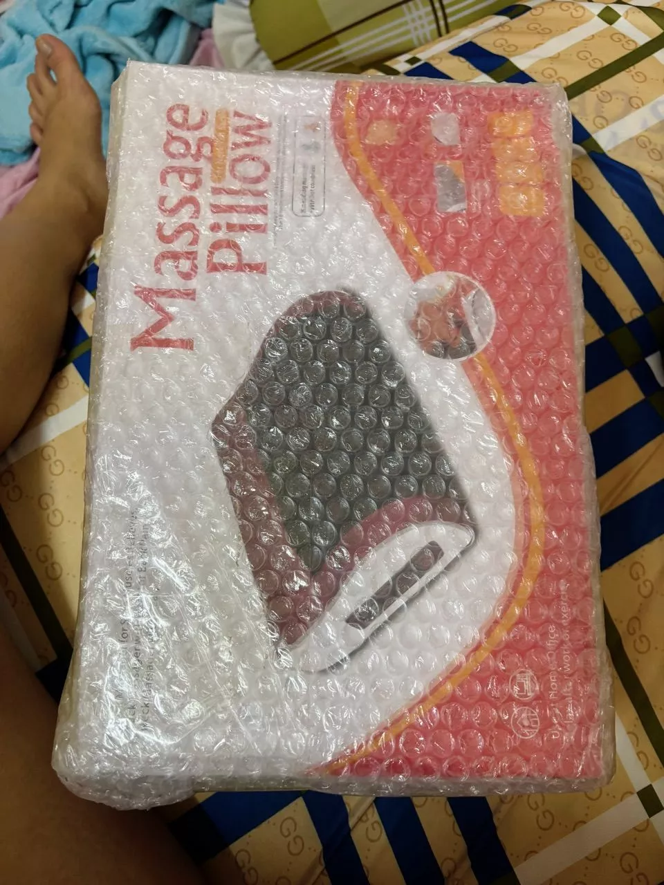 Gối massage cổ vai gáy, máy massage hồng ngoại 20 bi cao cấp hỗ trợ mát xa toàn thân