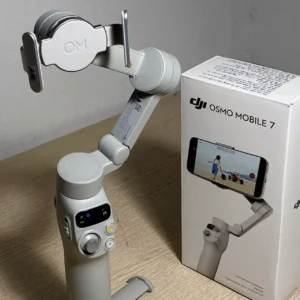 Gimbal chống rung điện thoại DJI Osmo Mobile 7 theo dõi chủ thể, 7P có mô đun tích hợp đèn chiếu sáng (DJI OM 7 Series)
