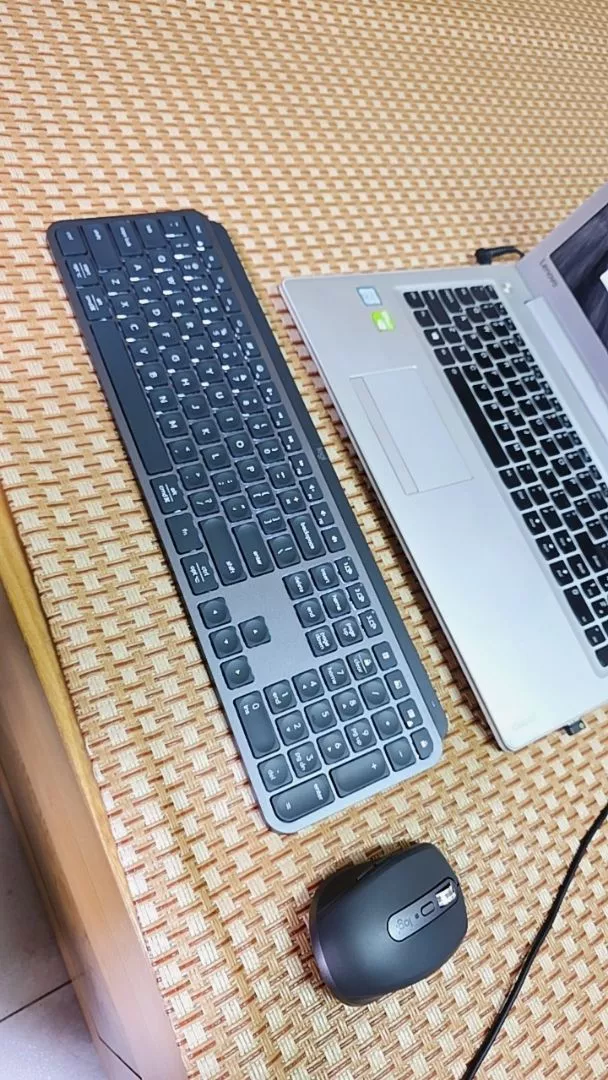 Combo Bàn phím Bluetooth Logitech MX Keys S | Chuột không dây Logitech MX Anywhere 3s