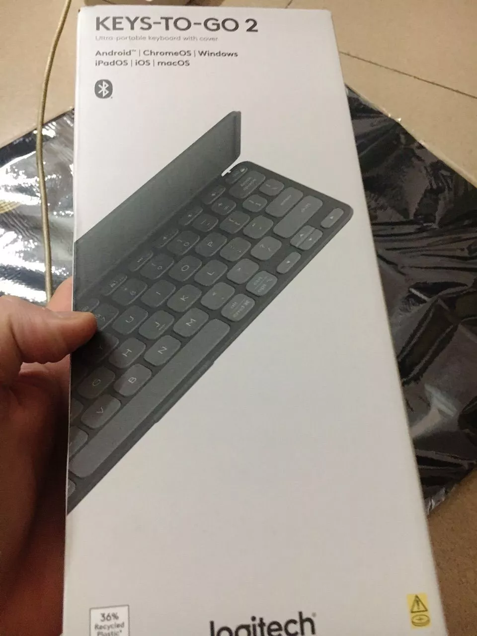 Bàn phím Bluetooth Logitech Keys To Go 2 - Siêu mỏng nhẹ 222g, đa thiết bị, Win | macOS