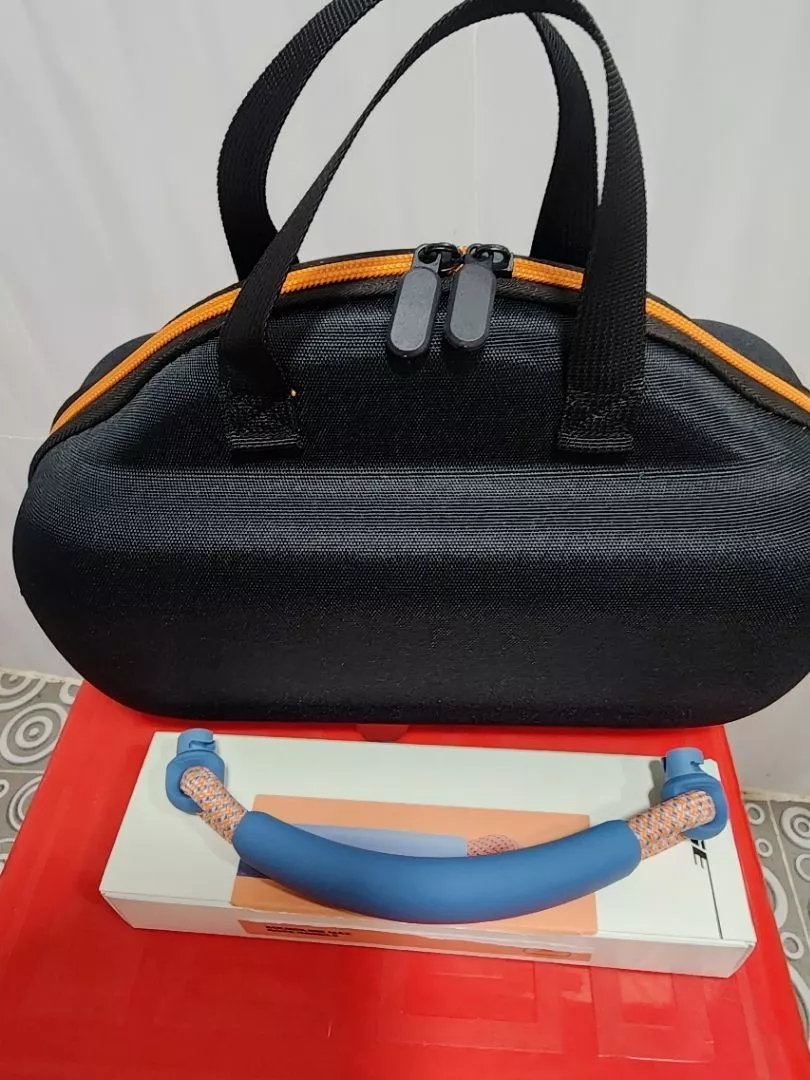 Quai xách loa Bose SoundLink Max