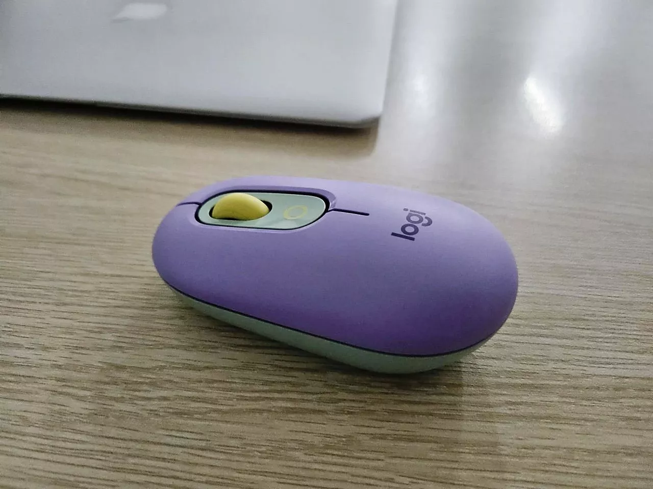 Chuột không dây bluetooth Logitech POP Mouse - Emoji tùy chỉnh, SilentTouch giảm ồn