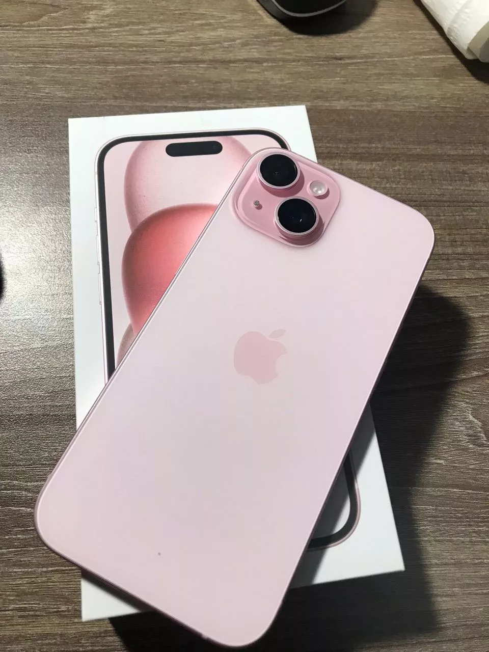 Điện thoại Apple iPhone 15 128GB