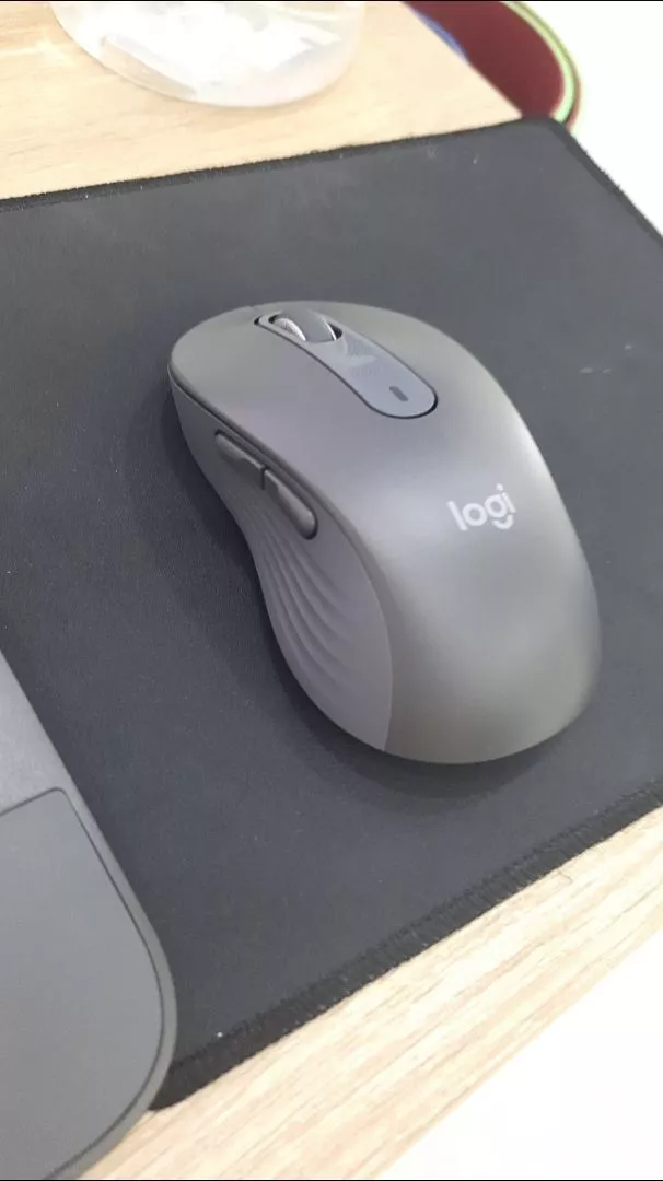 Combo Bàn phím Logitech K650 & Chuột Logitech M650 - Bluetooth, USB Bolt