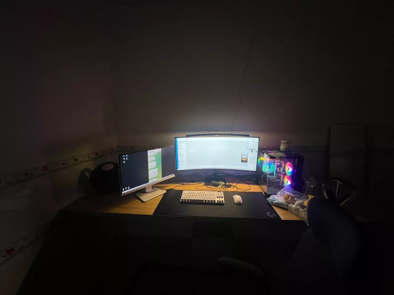 Bàn di chuột chơi gaming cỡ lớn Logitech G840 XL - Bề mặt điều chỉnh hiệu suất,cao su ổn định