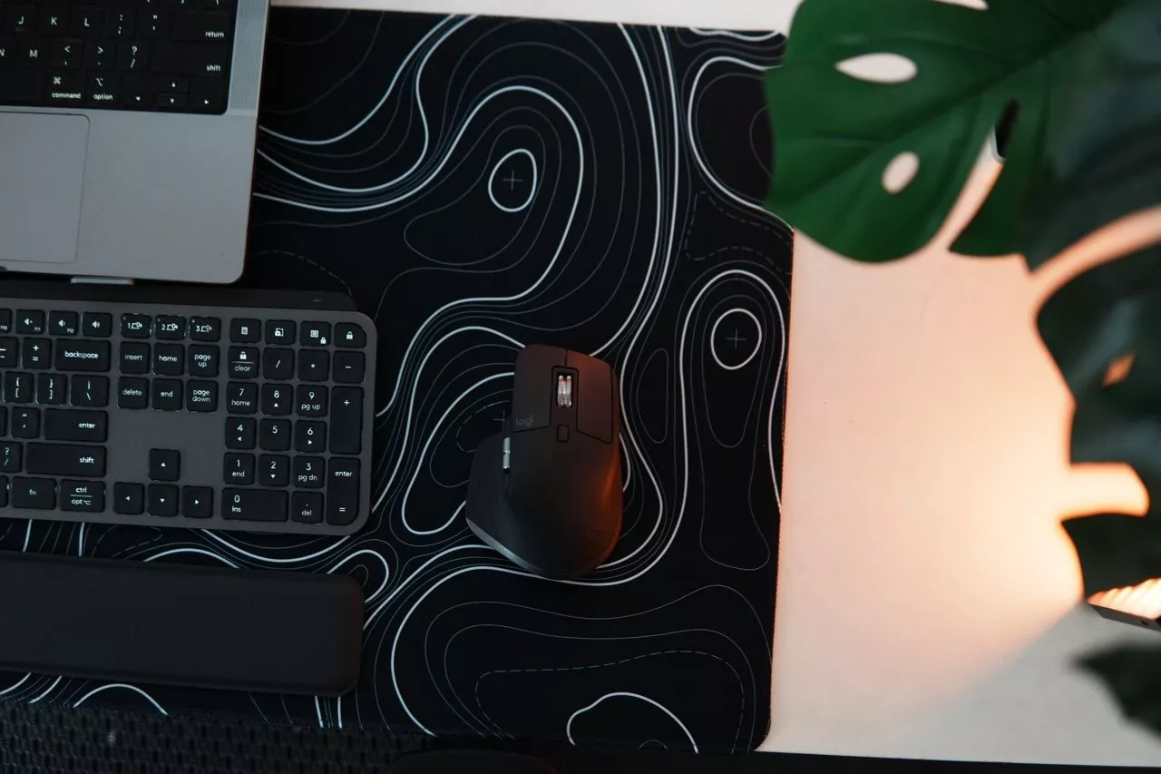 Combo Chuột & Bàn Phím Bluetooth không dây Logitech MX Keys S Combo - Có gác tay, Chiếu sáng, USB-C