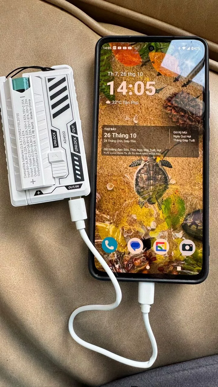 GOOJODOQ 22.5w 10000Mah Sạc dự phòng di động Hai pin Mecha Style Nhẹ Typc-C / Lighiting Giao diện kép Power Bank