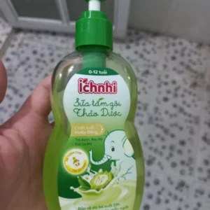 Sữa tắm gội thảo mộc Ích Nhi hương lá, chai 200ml, giúp làm sạch da và tóc trẻ