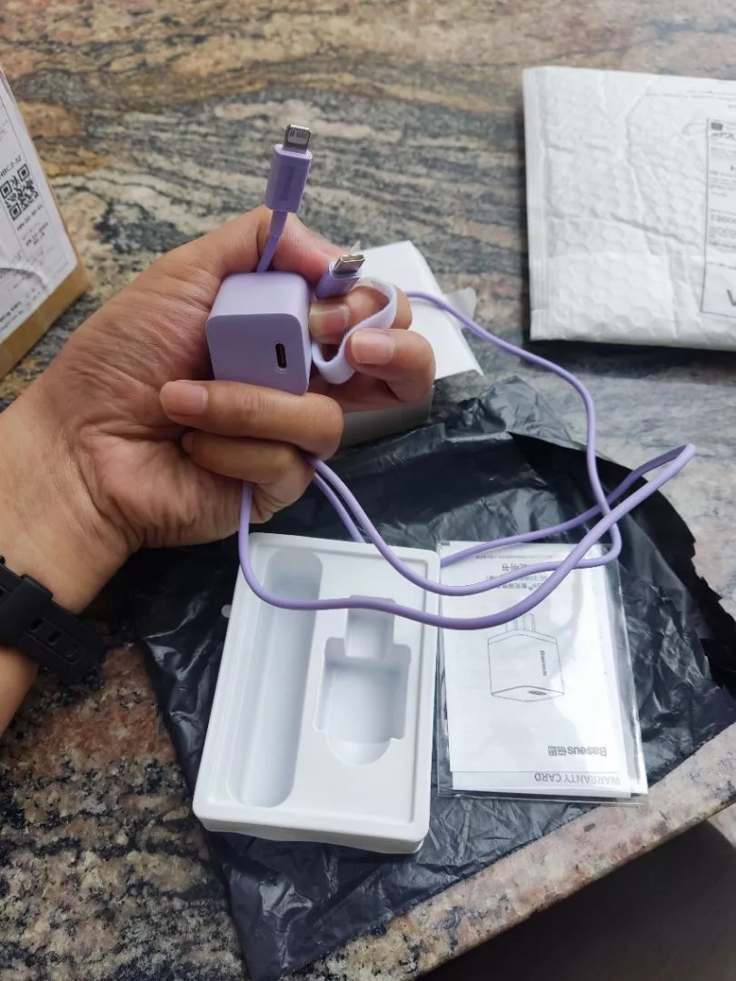 Củ sạc nhanh BASEUS PD 20W GaN5 1C thích hợp cho i14 13 12 pro max