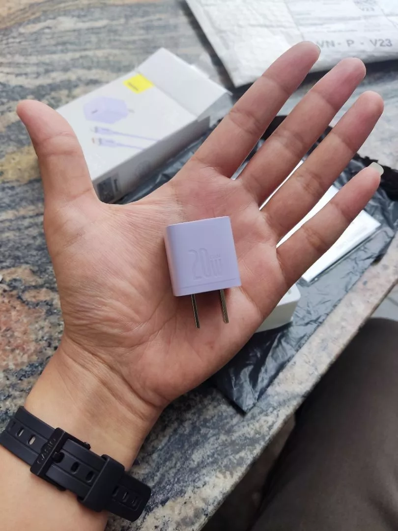 Củ sạc nhanh BASEUS PD 20W GaN5 1C thích hợp cho i14 13 12 pro max