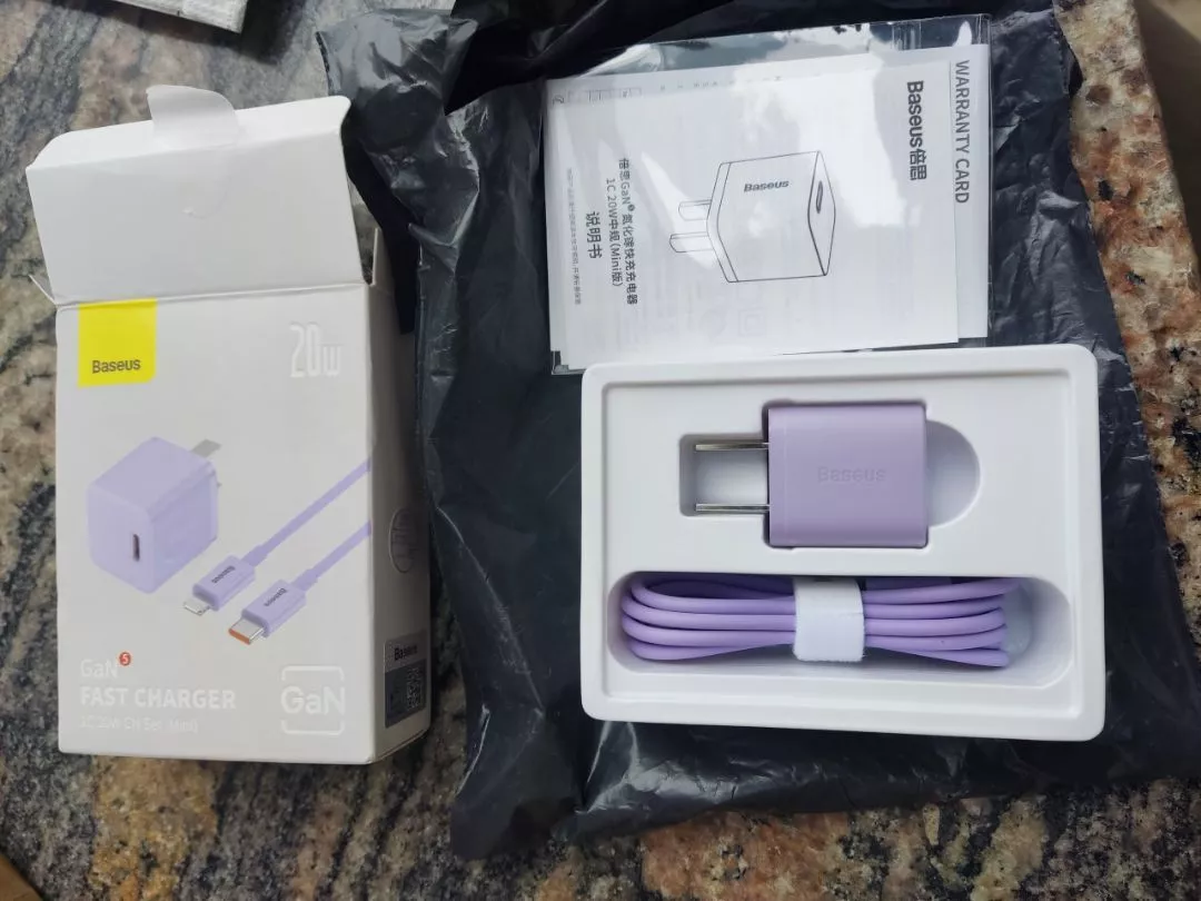 Củ sạc nhanh BASEUS PD 20W GaN5 1C thích hợp cho i14 13 12 pro max