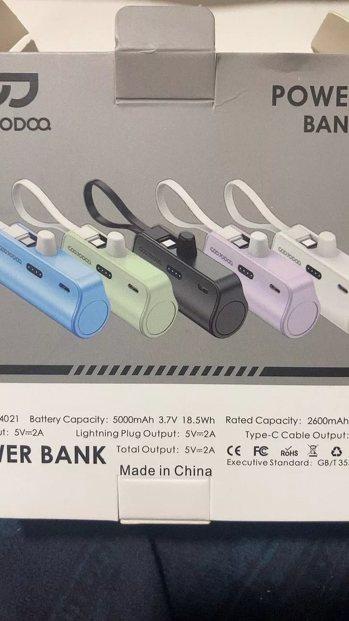 sạc dự phòng mini GOOJODOQ 2024, Pin dự phòng không dây di động có phích cắm Type-C và Lightning