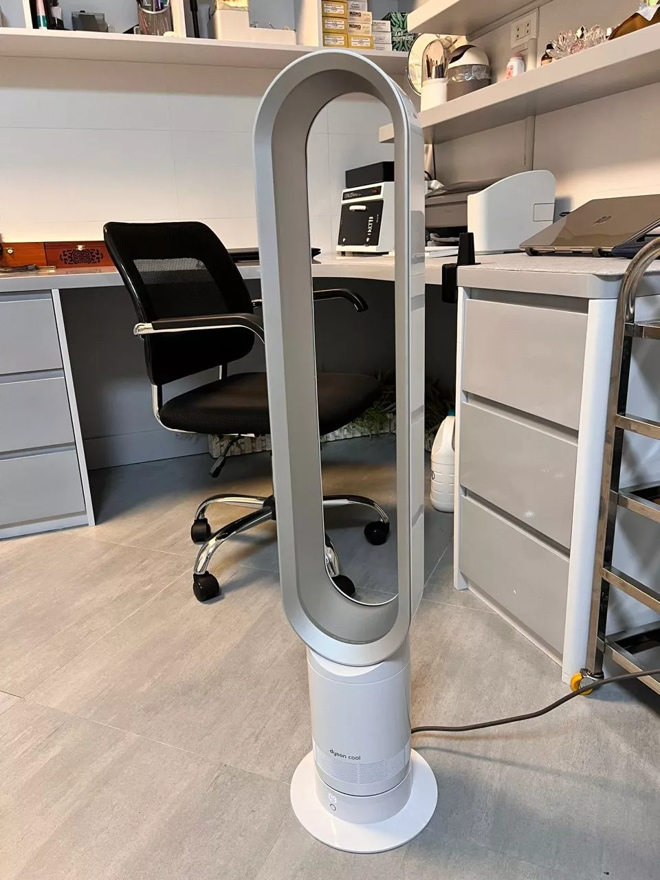 Quạt không cánh Dyson Cool™ AM07 (Trắng Bạc)