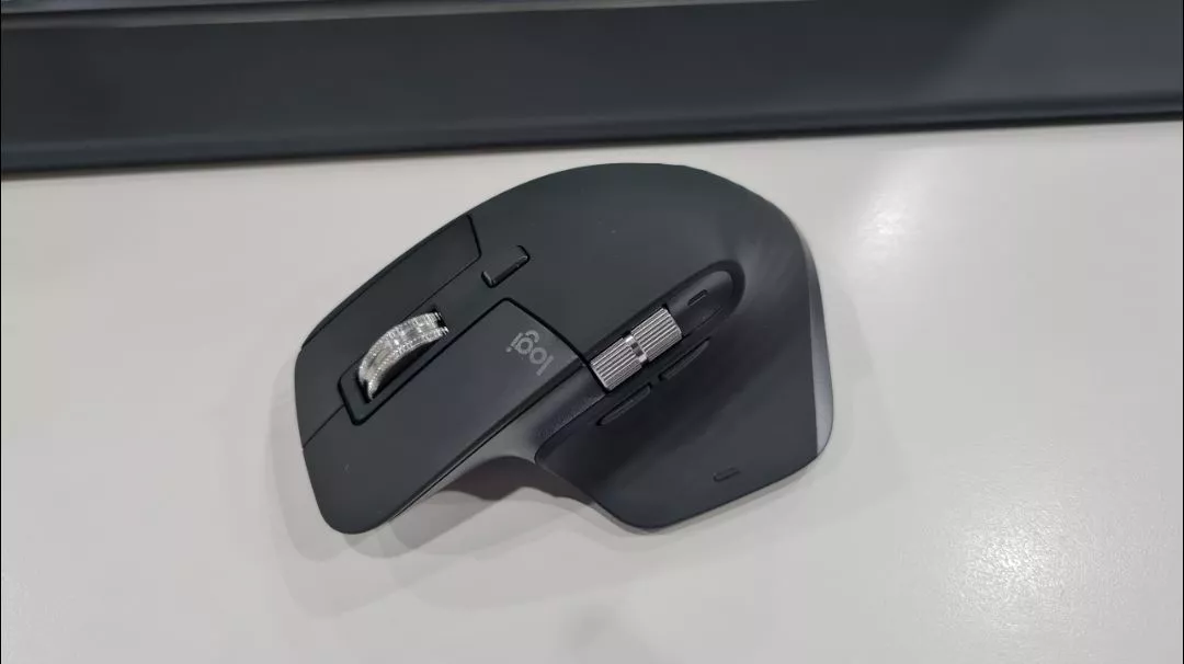 Combo Chuột & Bàn Phím Bluetooth không dây Logitech MX Keys S Combo - Có gác tay, Chiếu sáng, USB-C