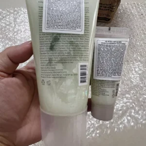 Tẩy Tế Bào Chết Da Đầu Aromatica Chiết Xuất Hương Thảo 165ml