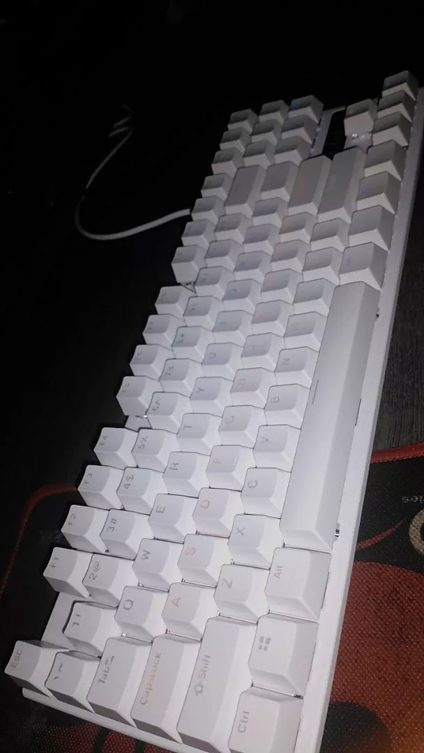 Bàn phím cơ Gaming K550 Ziyou V4 Red Switch - Có Hot-swap TKL 87 phím , LED Rainbow , chống nước