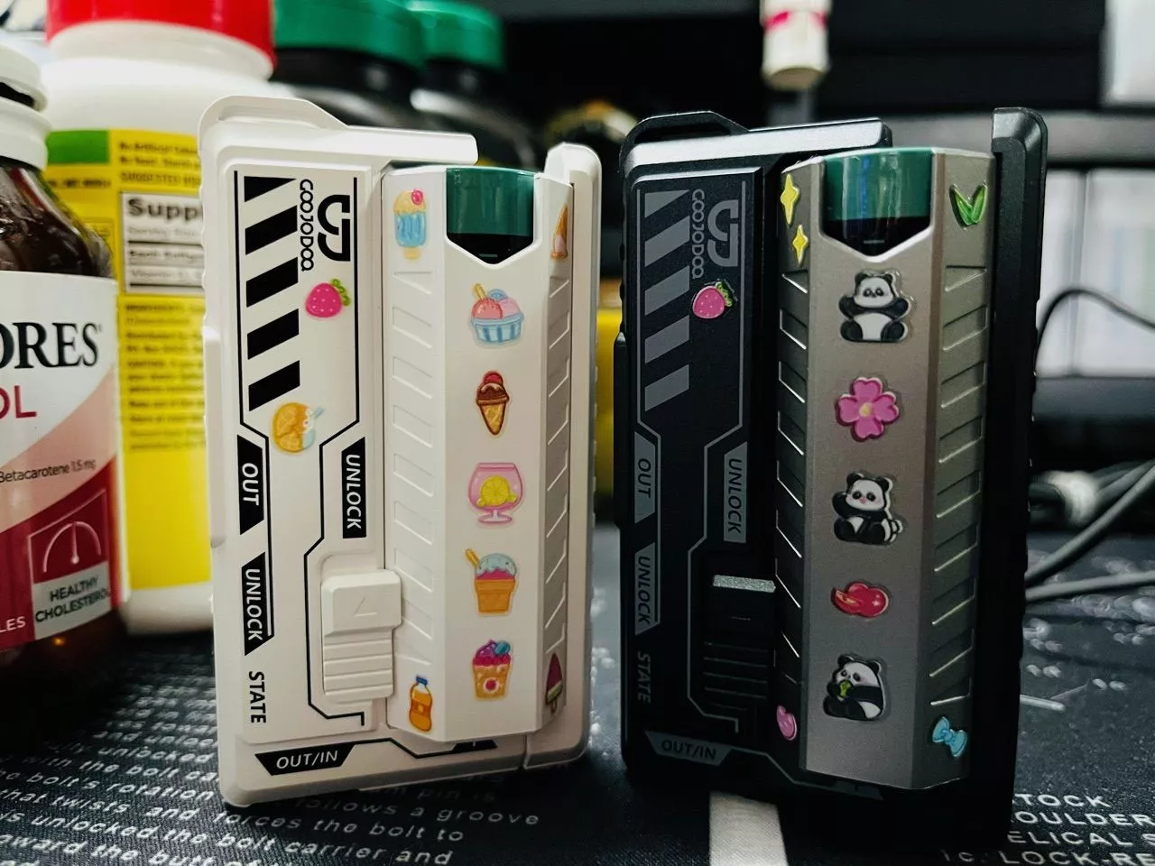 GOOJODOQ 22.5w 10000Mah Sạc dự phòng di động Hai pin Mecha Style Nhẹ Typc-C / Lighiting Giao diện kép Power Bank
