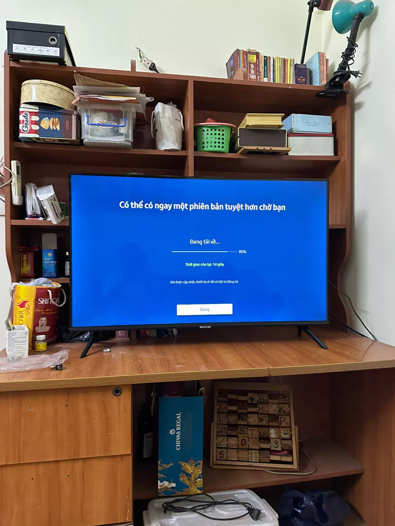 Smart Tivi Samsung 4K UHD 43 Inch UA43AU7002KXXV:Chính Hãng