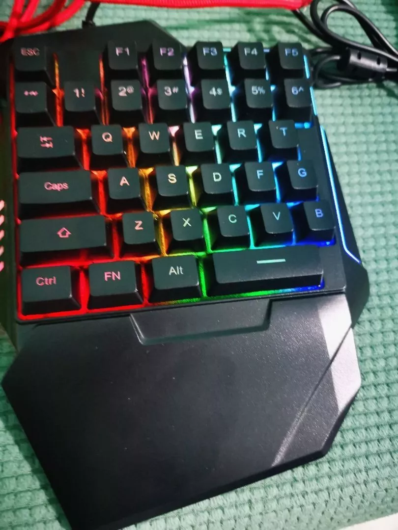 Gamwing Mix Ultra | Combo 4 trong 1 - Bộ chuyển đổi chơi game hỗ trợ kết nối cáp và bluetooth 5.2