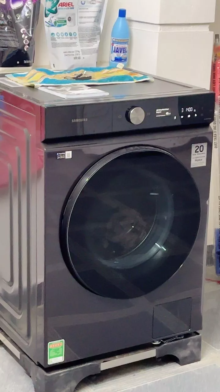 Máy Giặt Samsung Bespoke AI Cửa Trước 12 kg WW12CB944DGBSV - AI Wash tự phân bổ nước giặt theo độ bẩn, màu Đen