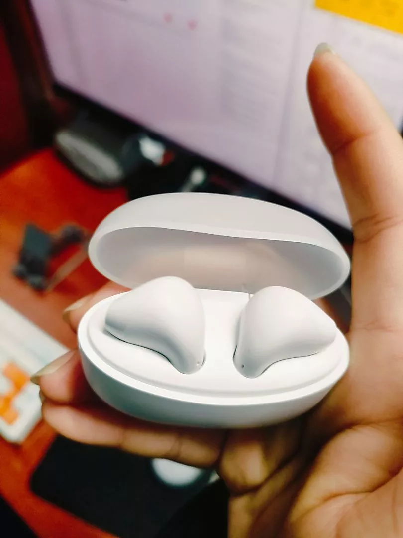 Tai Nghe Bluetooth Không Dây EDIFIER X2S/W110T Nhét Tai - Pin Đến 26H - Tùy Chỉnh EQ Qua App - 15 Tháng Bảo Hành