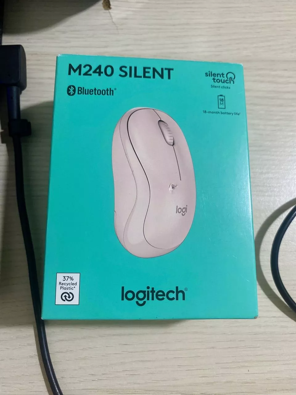 Chuột Bluetooth Logitech M240 Silent - Không dây, Nhỏ gọn, Tương thích Windows, macOS, ChromeOS