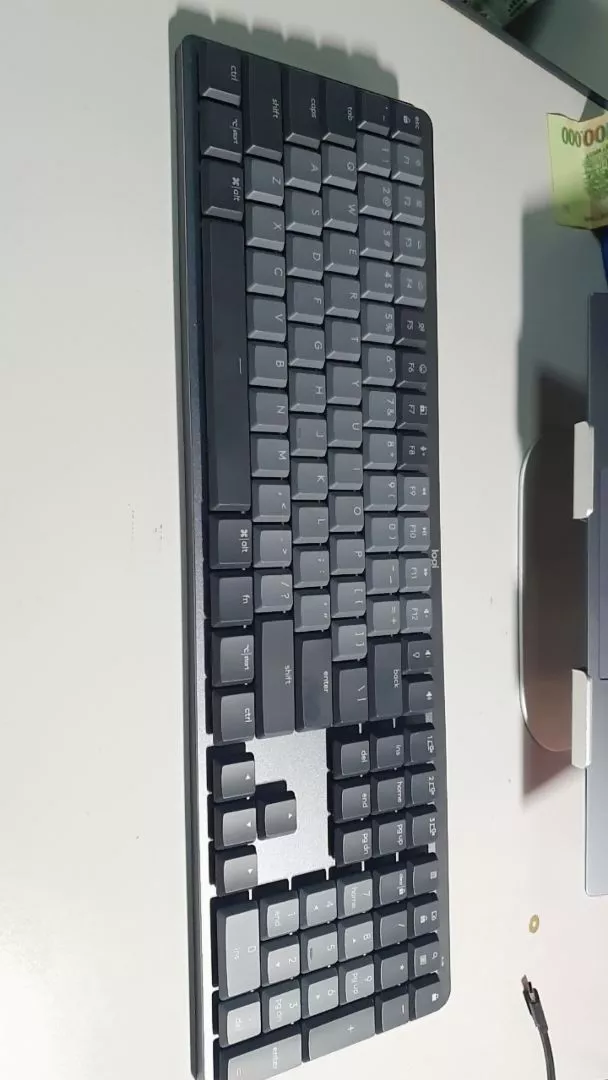Bàn phím cơ không dây Logitech MX Mechanical – Tactile, chiếu sáng nền, sạc USB-C, mac OS | Win