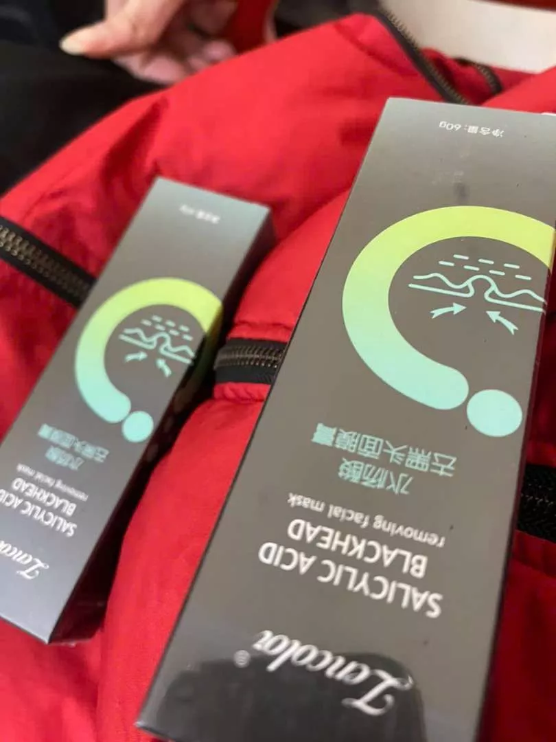 Gel Mụn Klena 0,1 và 0,3 hỗ trợ mụn ẩn, mụn đầu đen mụn trứng cá và ngừa mụn