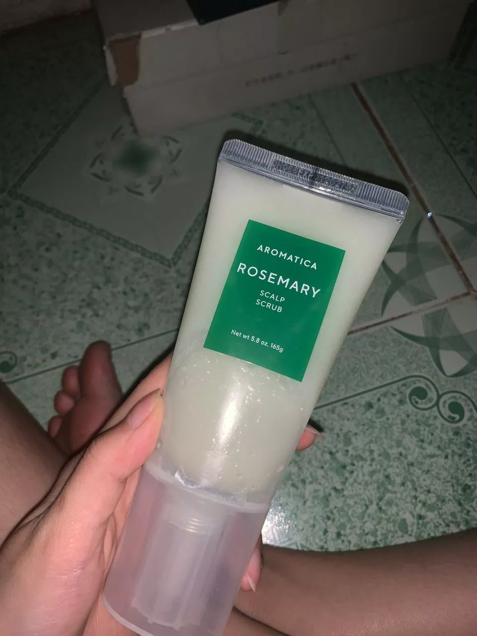 Tẩy Tế Bào Chết Da Đầu Aromatica Chiết Xuất Hương Thảo 165ml