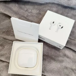 Apple AirPods 4th gen