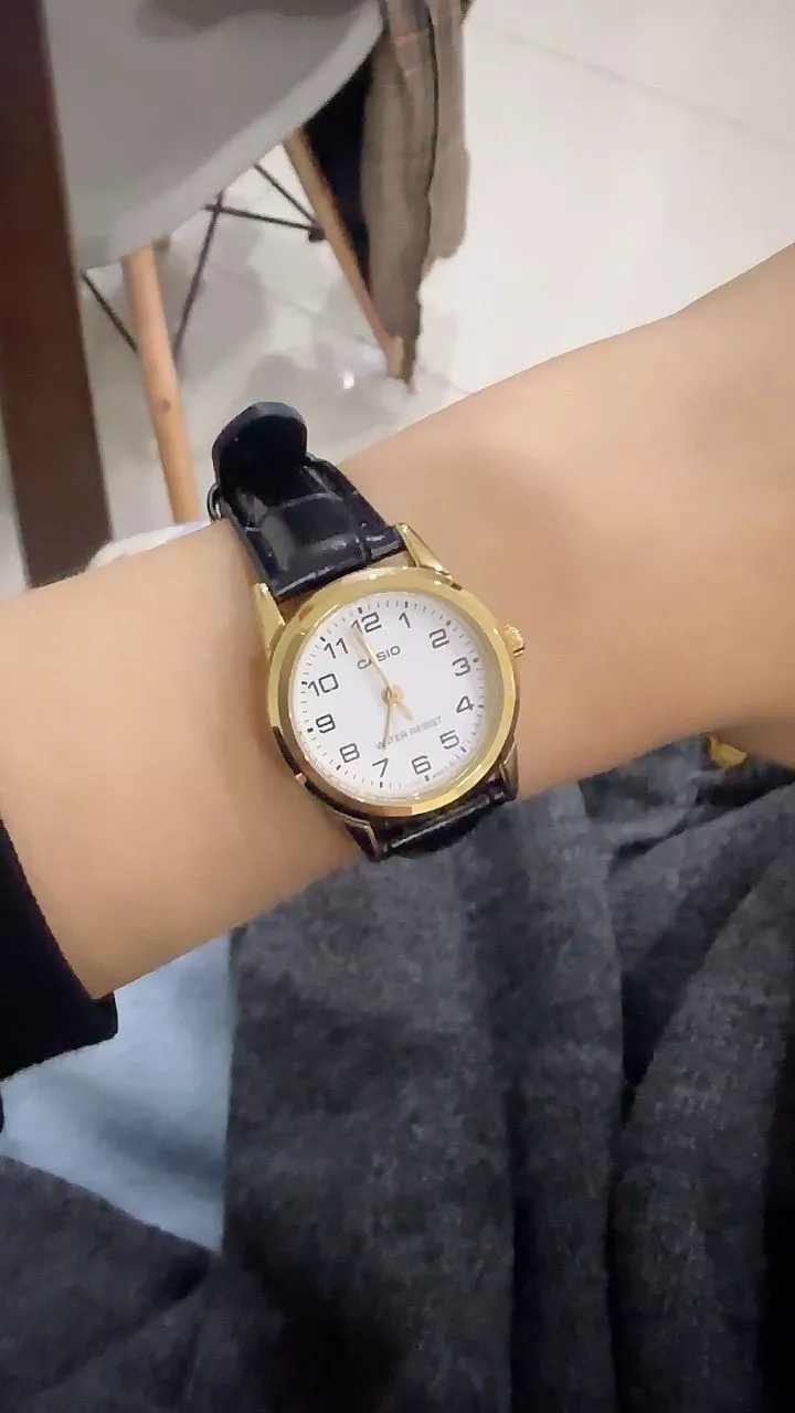 Đồng Hồ Casio Nữ Series LTP-V001 Sang Trọng Mặt Kính Khoáng Tròn 25mm Dây Da/ Kim Loại Không Gỉ Kháng Nước Chính Hãng