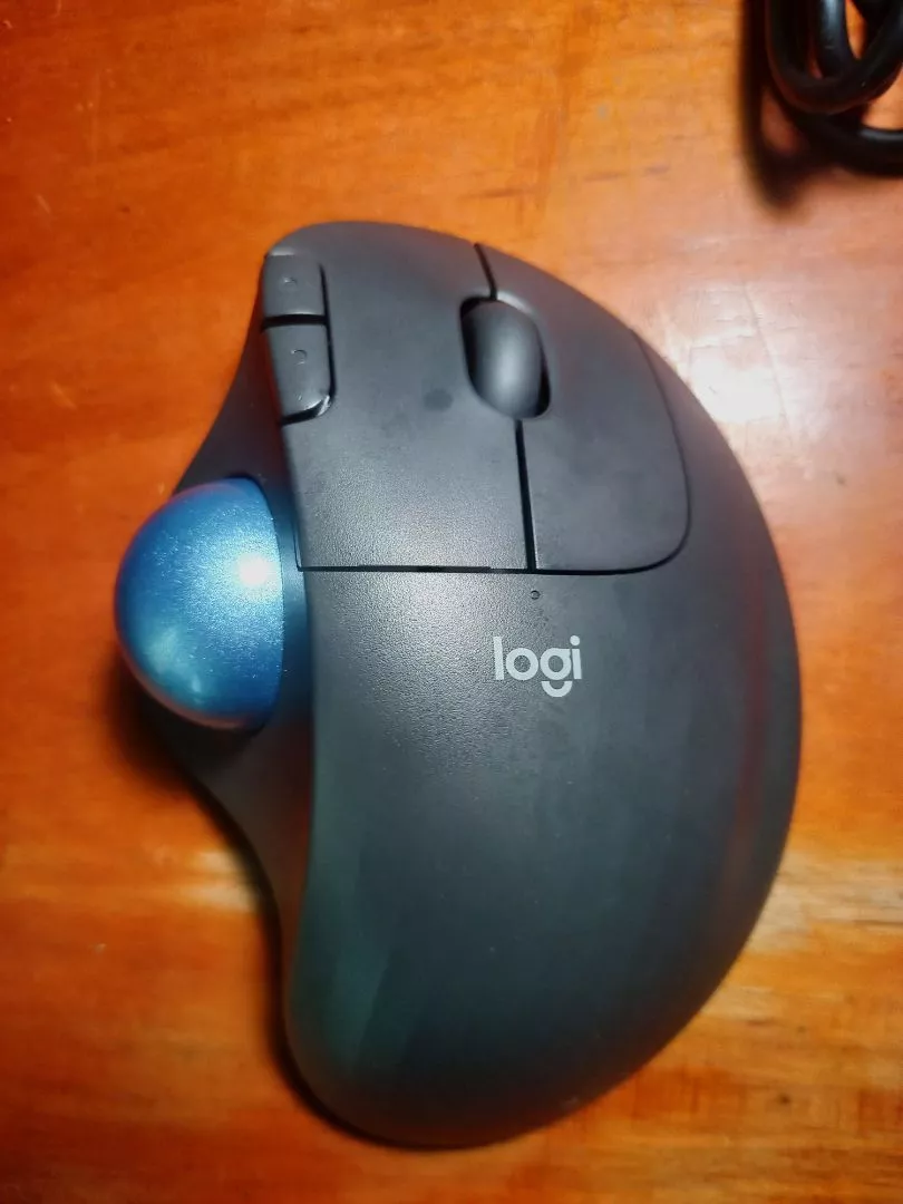 Chuột không dây Công Thái Học Logitech Ergo M575s Silent - Bluetooth, Giảm ồn, Trackball ngón cái