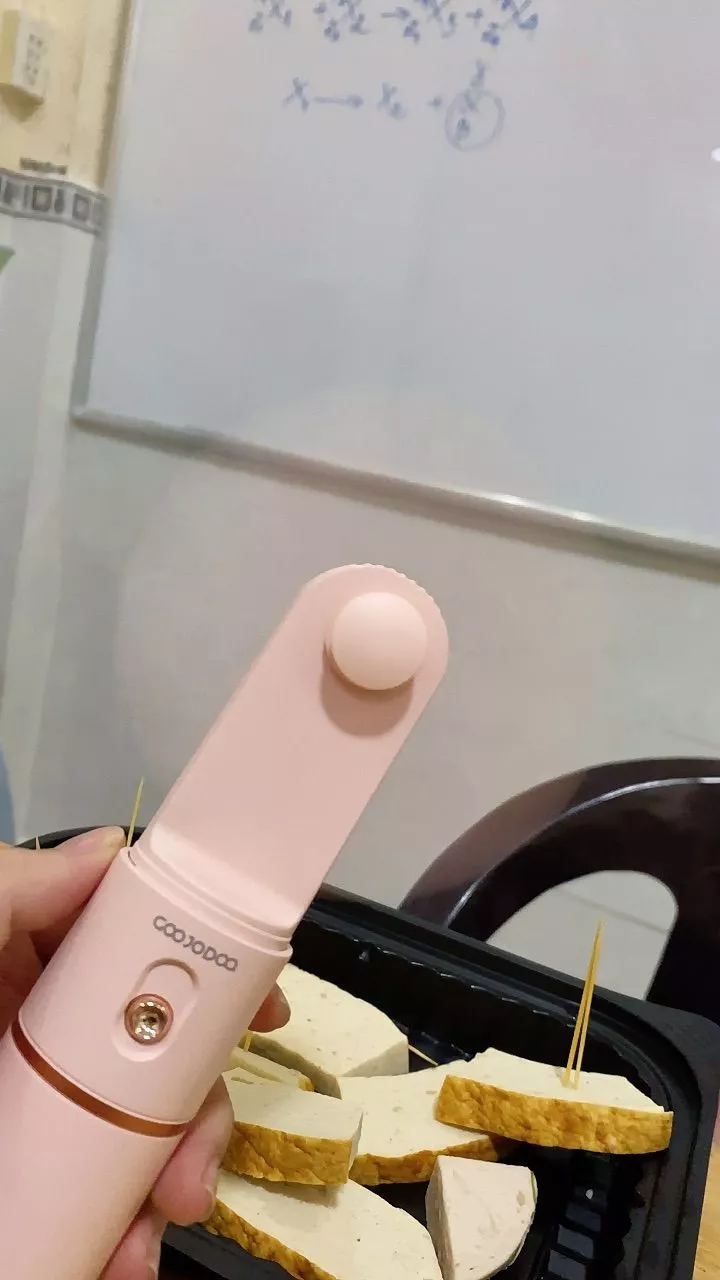Quạt mini cầm tay GOOJODOQ, 3 tốc độ, cánh quạt bền bỉ sạc Type-c