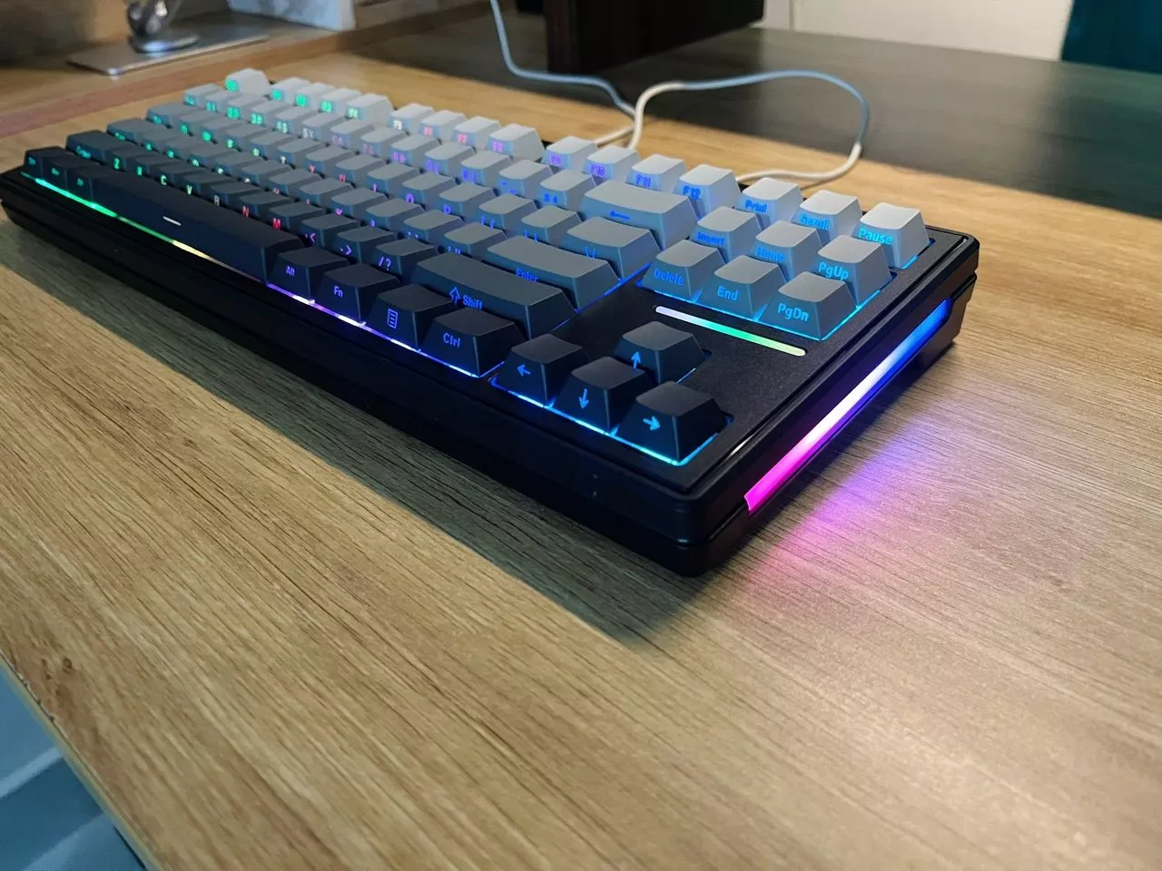 Bàn Phím Cơ Silent Xinmeng M87 V2 Không Dây Bluetooth Gaming LED RGB Pro App Custom Hotswap , 3 Mode