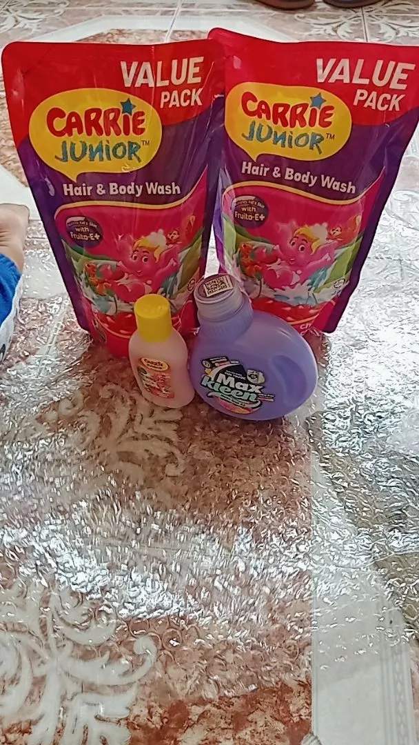 Combo 2 Túi Sữa Tắm Gội thiên nhiên Sạch Dịu Nhẹ & ẩm mịn Cho Bé Carrie Junior Cheeky Cherry 500g x2 (quà mùi ngẫu nhiên