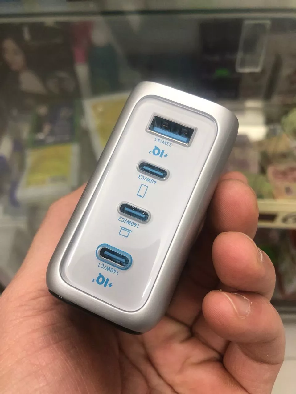 Bộ sạc nhanh Anker ZoLo 140W 4 cổng | Sạc nhanh cho laptop | 3 USB-C & 1 USB-A sạc 4 thiết bị - B2697