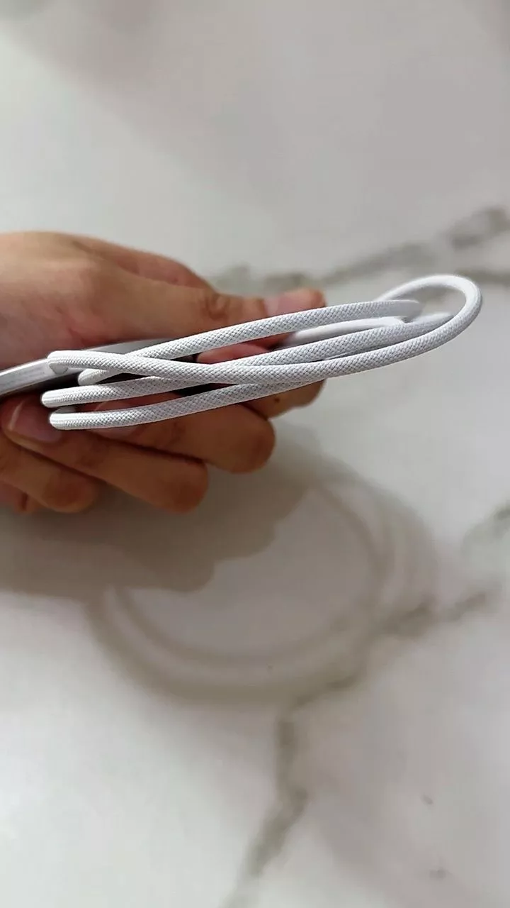 Phụ kiện MagSafe Charger 25W (1m) Chính hãng