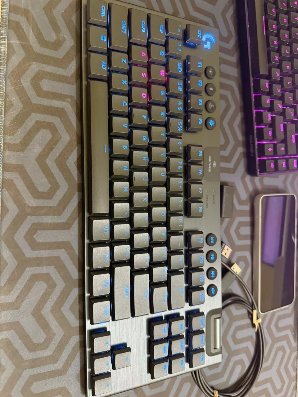 Bàn phím Gaming không dây Lowprofile Logitech G915 X LIGHTSPEED TKL, Mũ phím PBT, nút lập trình, RGB