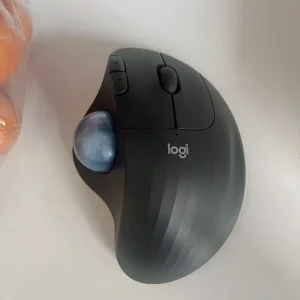 Chuột không dây Công Thái Học Logitech Ergo M575s Silent - Bluetooth, Giảm ồn, Trackball ngón cái