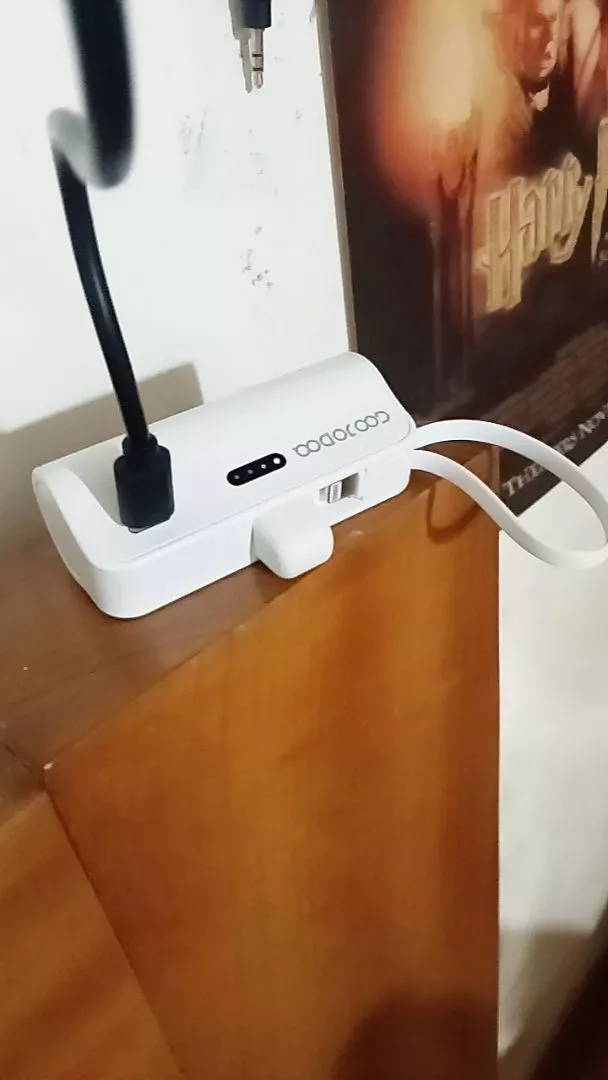 GOOJODOQ 5000mah Mini Power Bank cho iPhone Android Phone Cáp tích hợp Bộ sạc di động nhỏ gọn Lightning & Type C