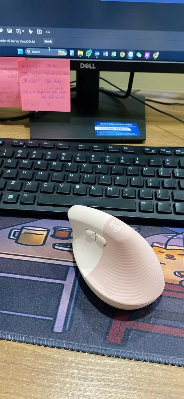 Chuột công thái học không dây Logitech Lift Vertical - Bluetooth | USB, giảm ồn, Win/ Mac