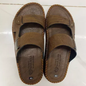 Dép da nam trung niên,đẹp cao cấp, đế cao 2m5cm - Chất liệu da MICOROFIBER Nhập Khẩu D72