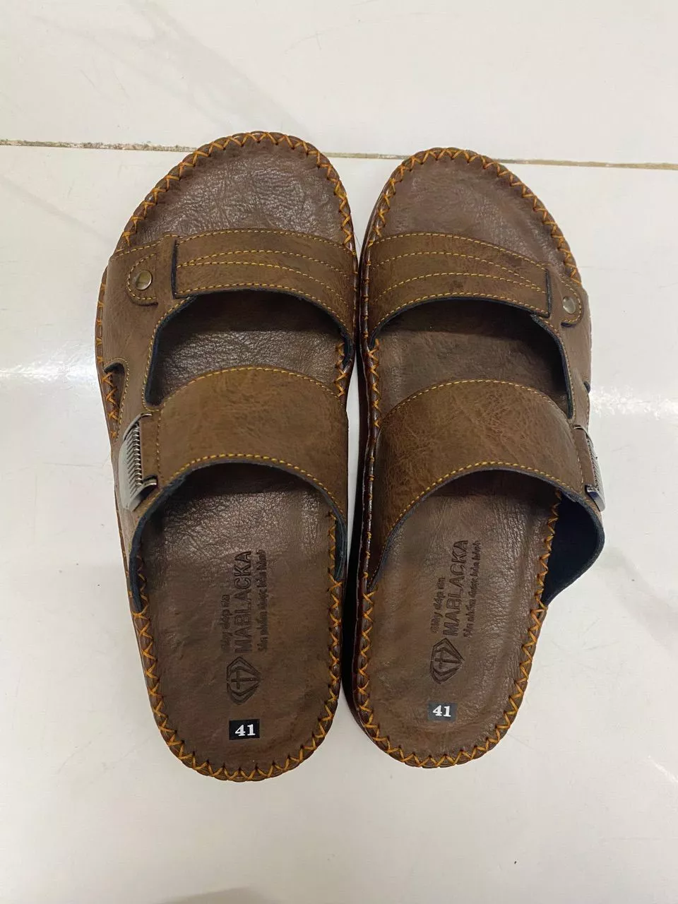 Dép da nam trung niên,đẹp cao cấp, đế cao 2m5cm - Chất liệu da MICOROFIBER Nhập Khẩu D72