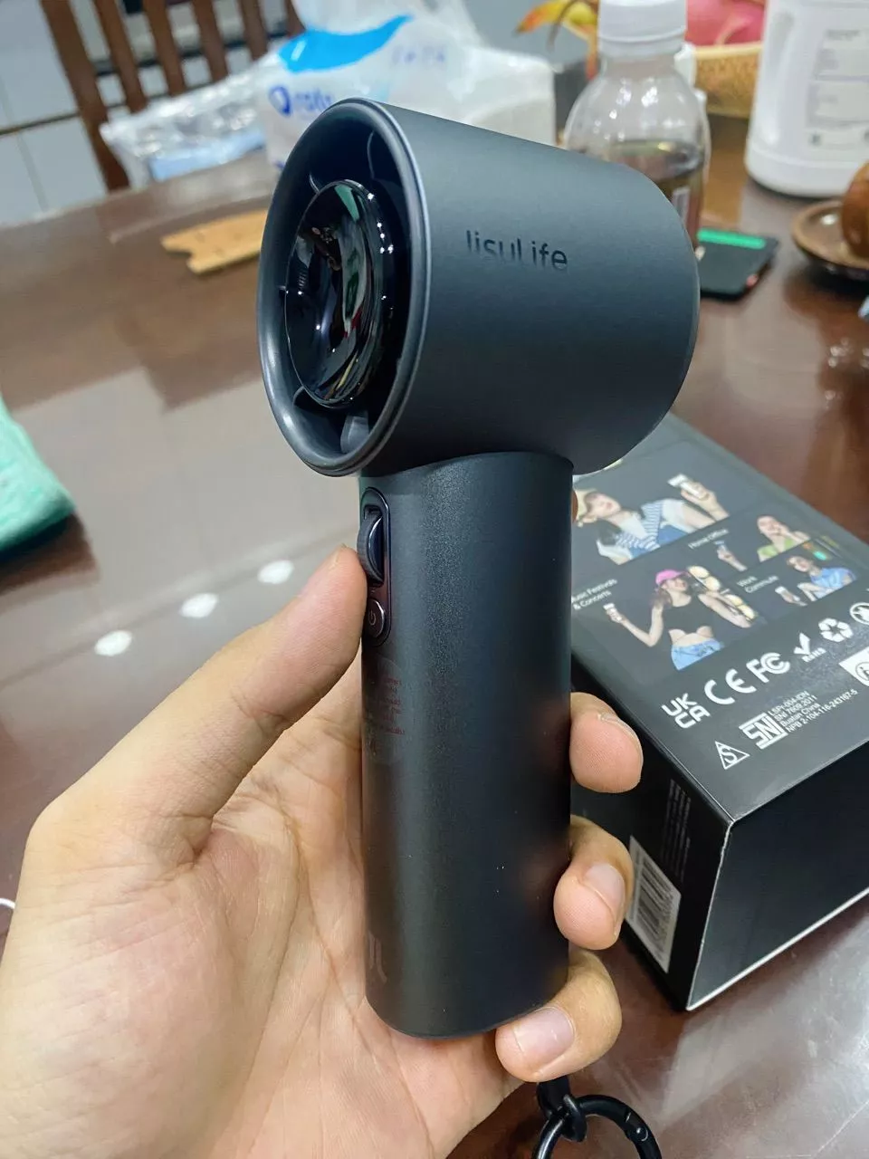 Quạt Cầm Tay Cao Cấp JISULIFE Pro1S 2026 Sử Dụng Đến 40H | Con Lăn 100 Cấp Gió | Màn Hình LED | Bảo Hành 12th Chính Hãng