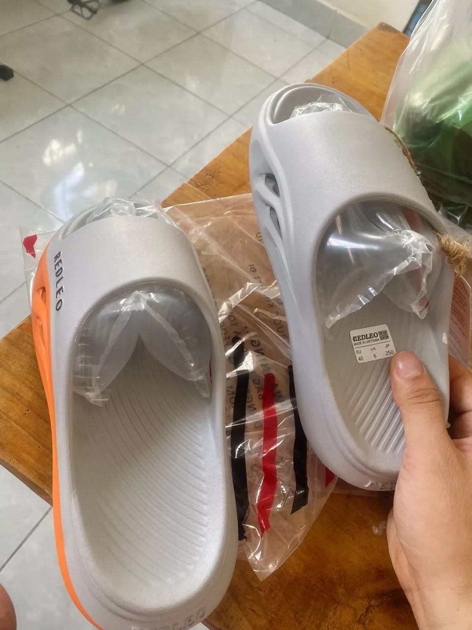 (Chính Hãng) Dép bánh mì quai ngang nam nữ REDLEO, dép đúc đi mưa có lỗ thoáng khí, chống nước chống trơn, mã DRL_51