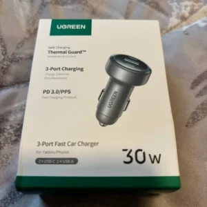 Sạc Xe Hơi UGREEN PD30W USB C Sạc Nhanh Cho iPhone 16 Pro Max 15 Sạc Nhanh Cho Điện Thoại Di Động USB C Xe Hơi